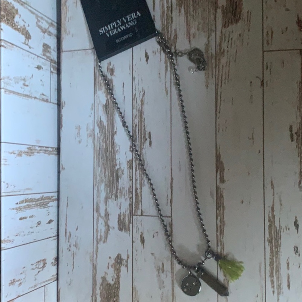 Simply Vera necklace